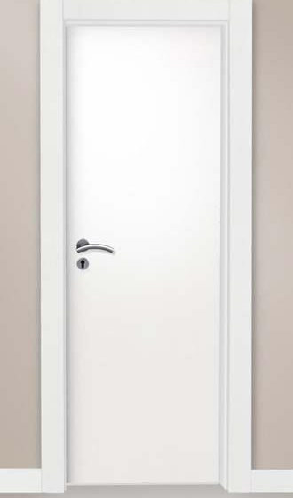 Conheça as opções de porta branca de madeira da Polly Madeiras